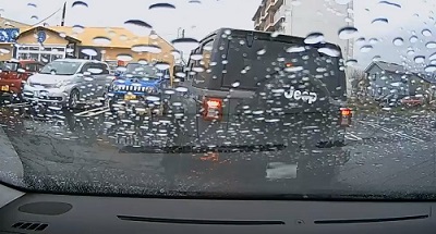 駐車場で当て逃げされた 警察に通報すれば犯人は捕まる 実体験より解説します